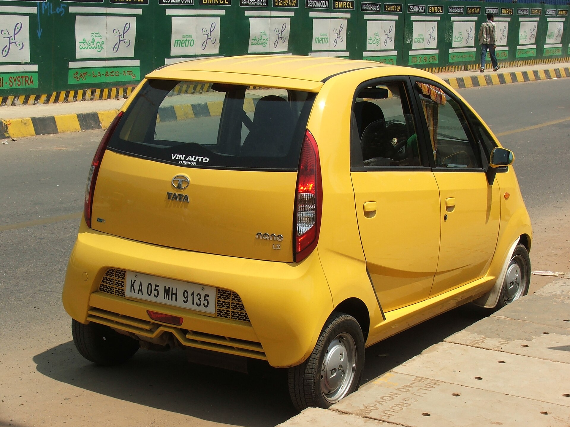 tata-nano - Gallery Image